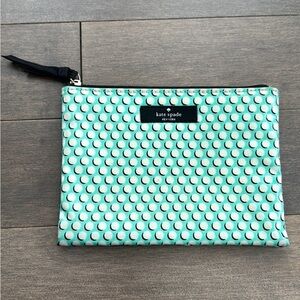 KATE SPADE Daycation Mint Green Dot Wipeable Cosmetic Bag, Travel, Mini Bag Zip